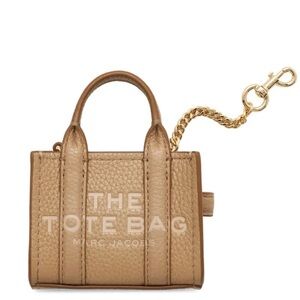 MARC JACOBS 👜 The Nano Tote Bag Charm